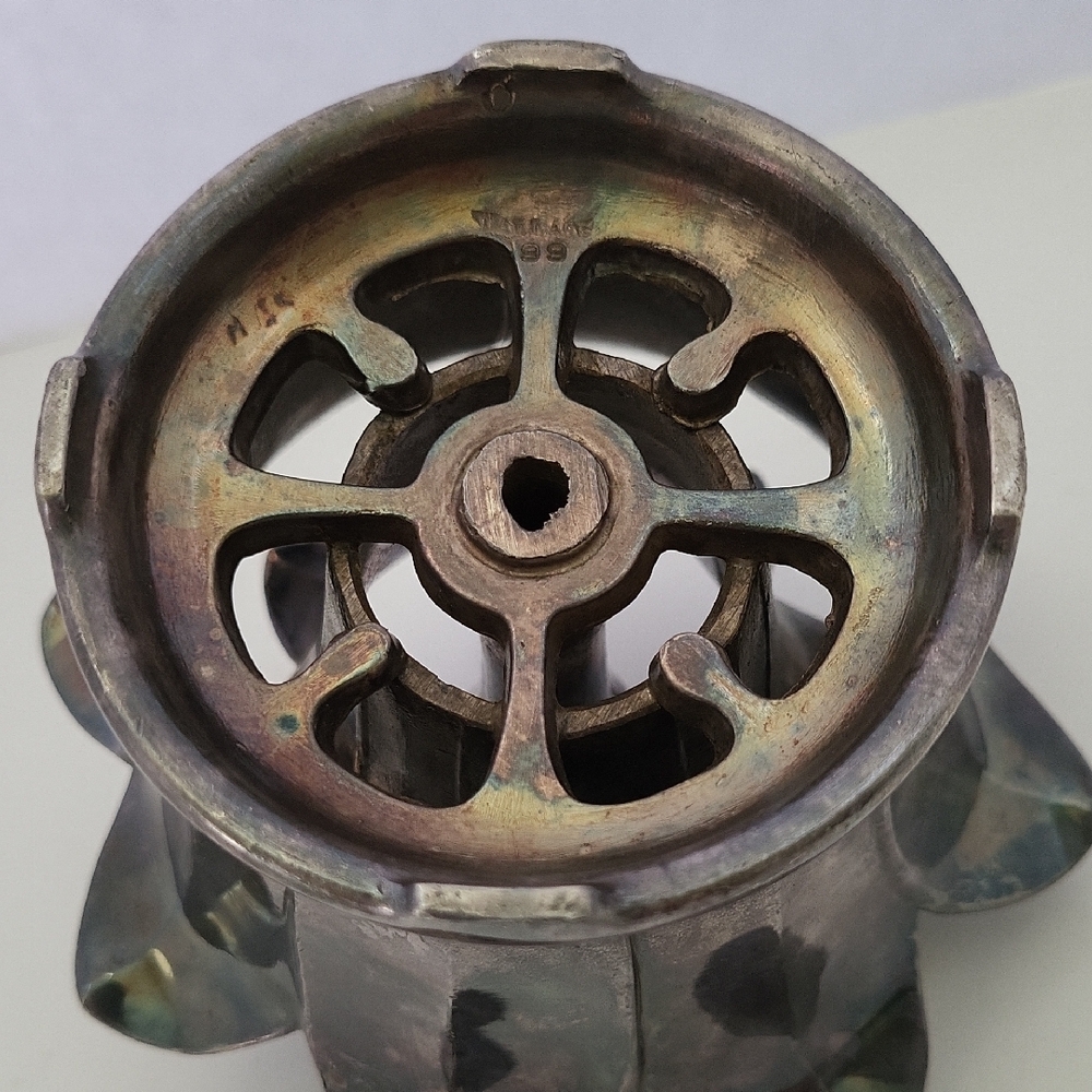 Wallace Silver Lotus Flower Frog - Picture 4 of 4